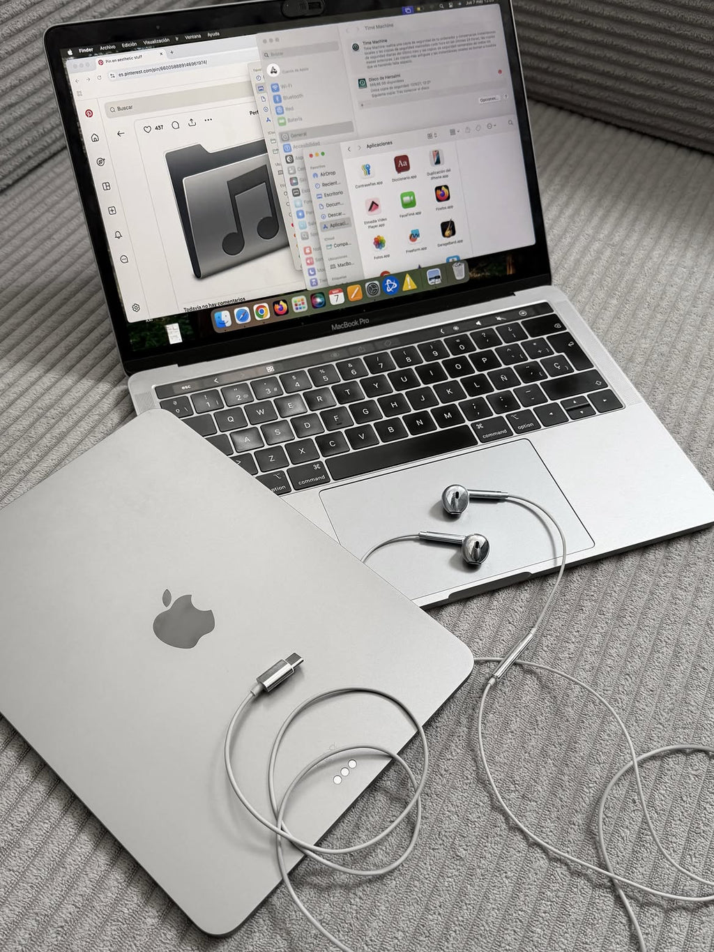 Chrome Y2K High-End Earbuds - With Dolby Atoms