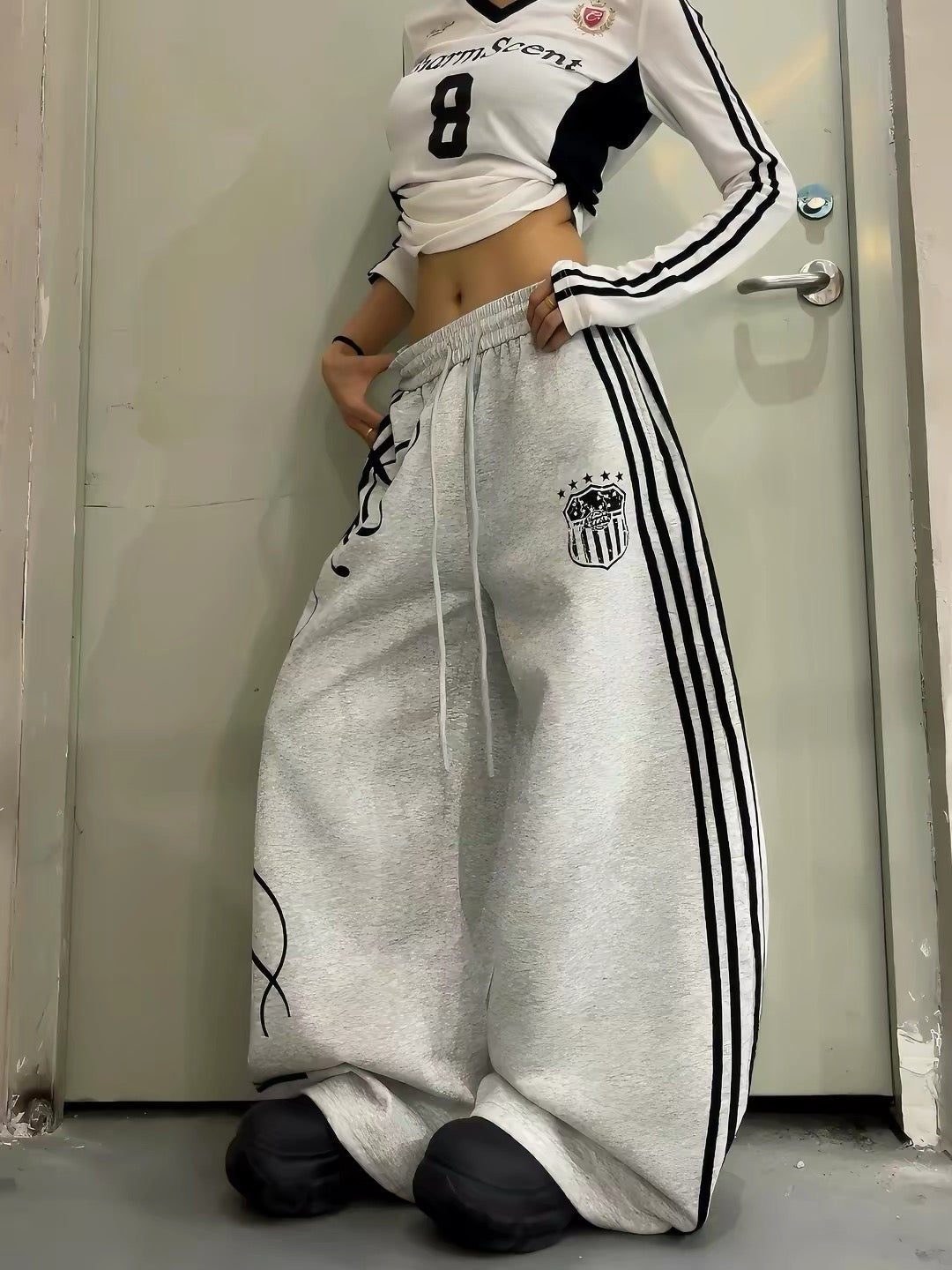 Calligraphy Type SweatPants