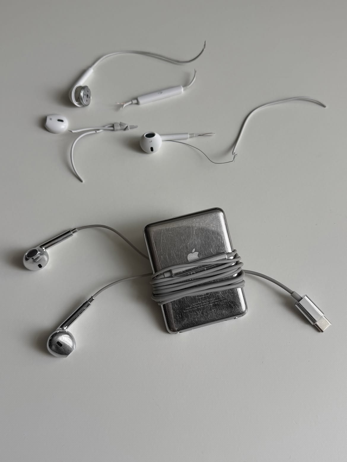 Chrome Y2K High-End Earbuds - With Dolby Atoms