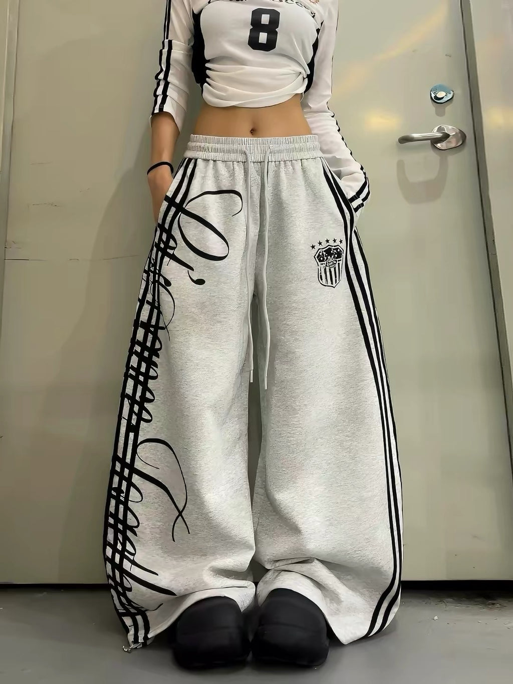 Calligraphy Type SweatPants