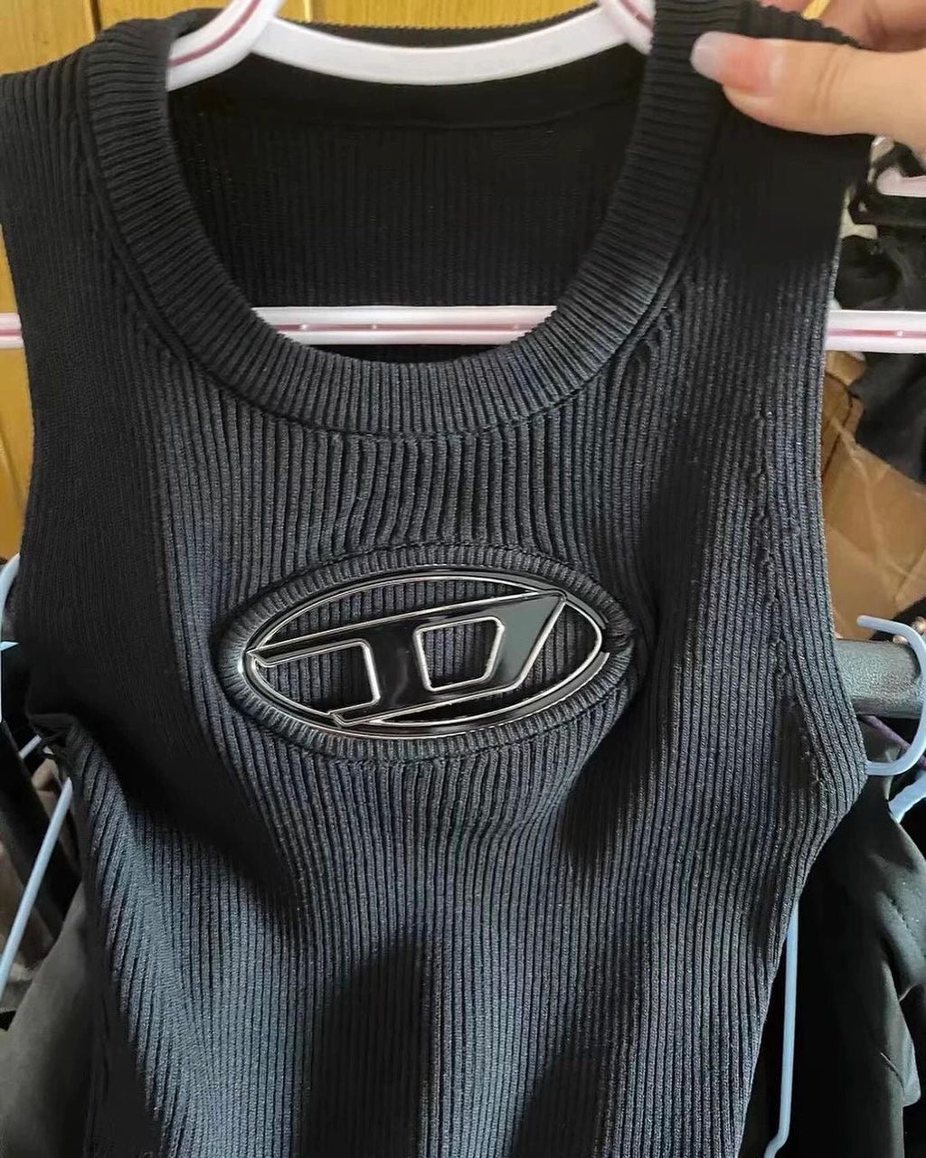 DIESEL TANK TOP