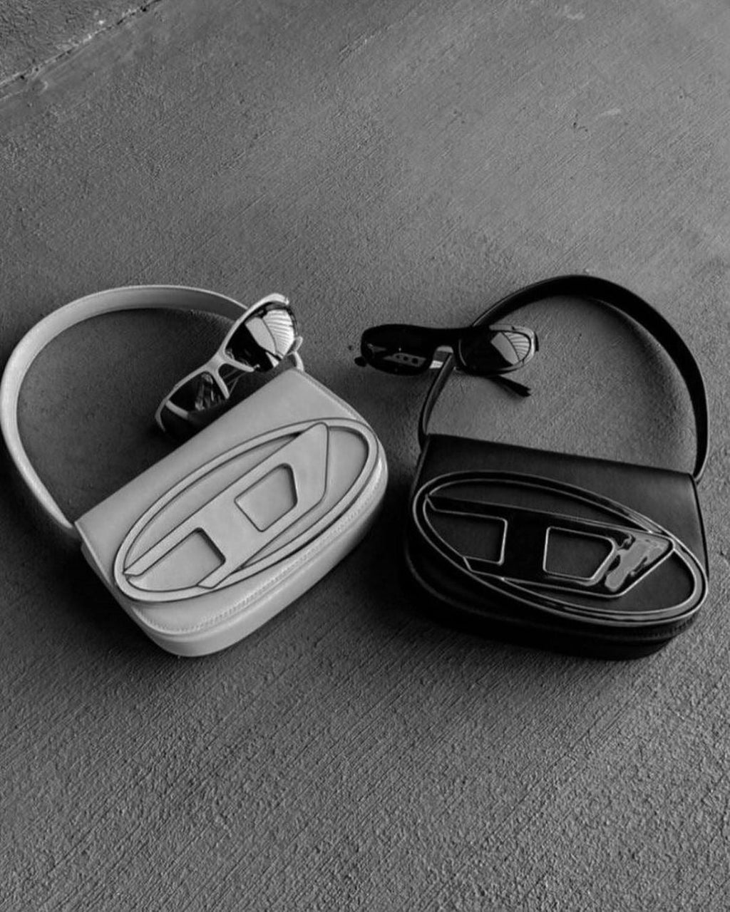 DIESEL Shoulder Bags