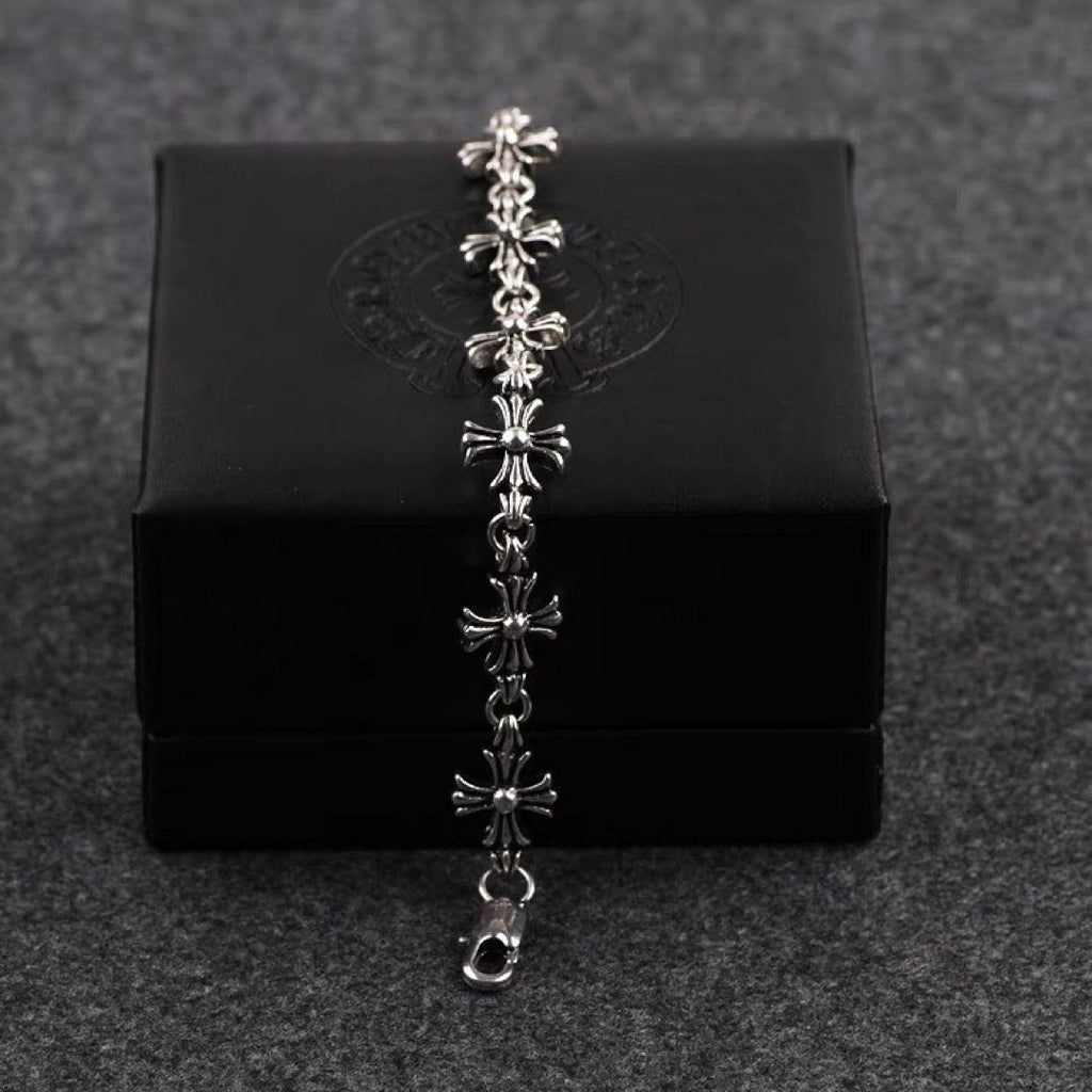 Chroṁe Hearts Floral Bracelet