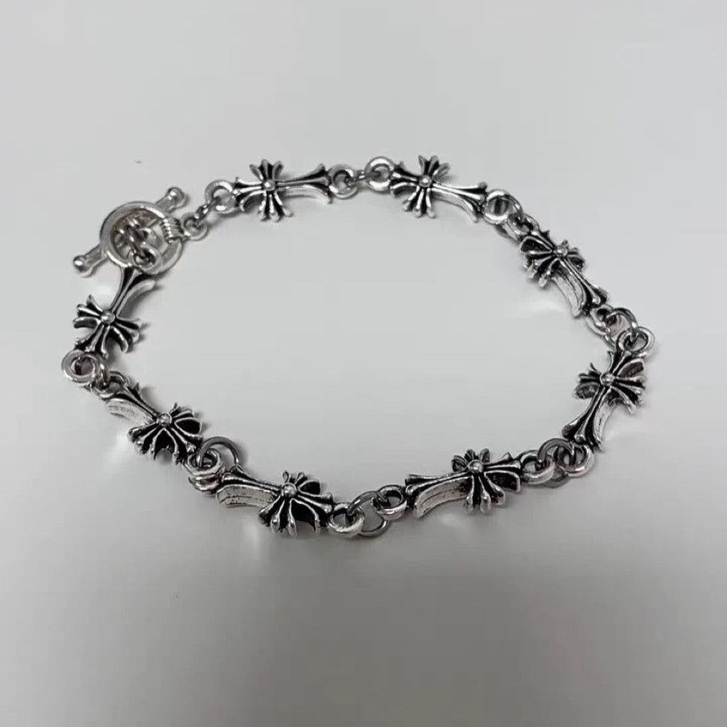 Chroṁe Hearts Floral Bracelet