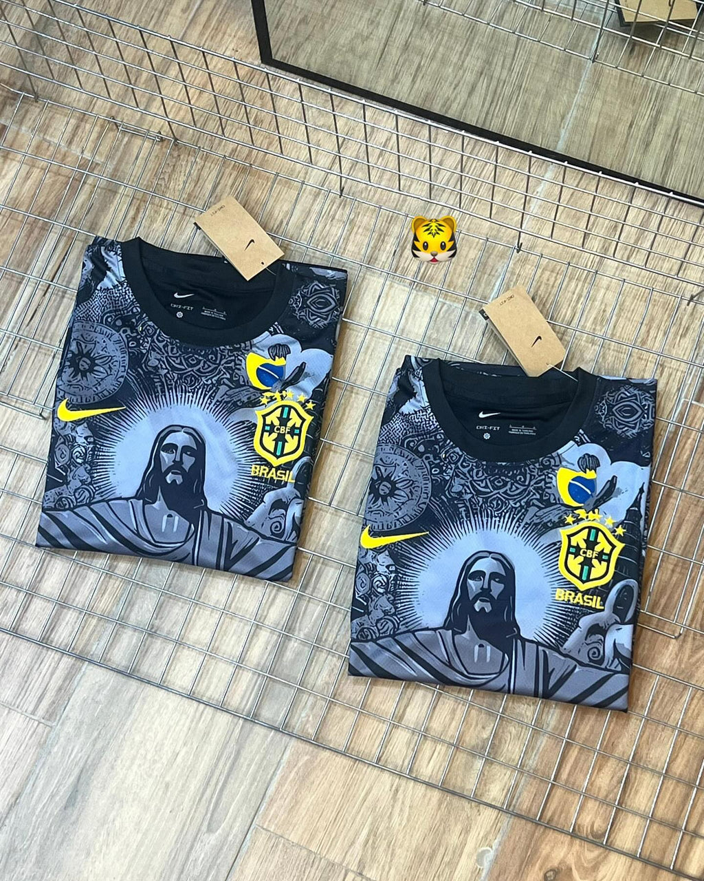 Stüssy x Brazil "Jesus" Special Kit