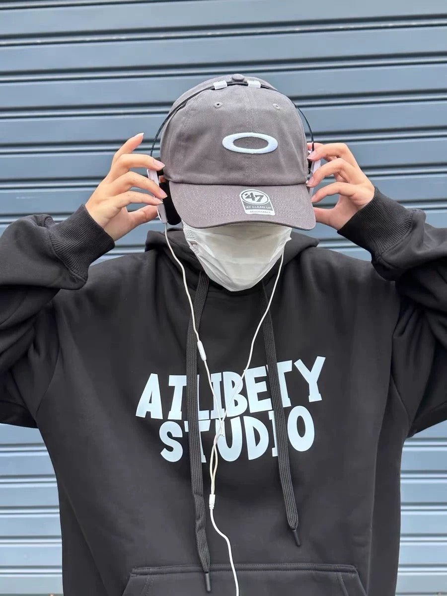 Oakley Cap